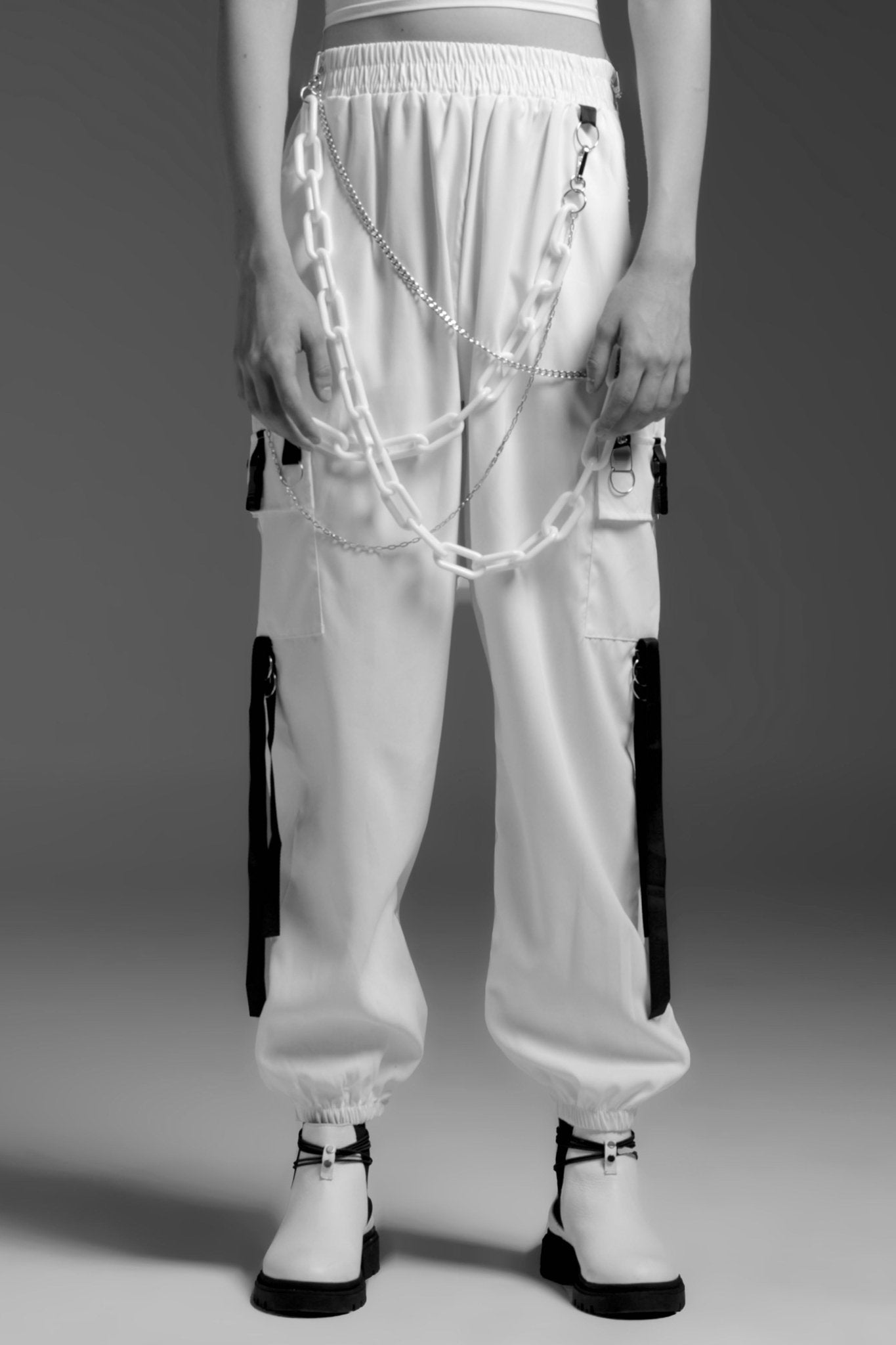 SODIUM WHITE CARGO PANTS - SALIMSALIMSALIMSODIUM WHITE CARGO PANTS