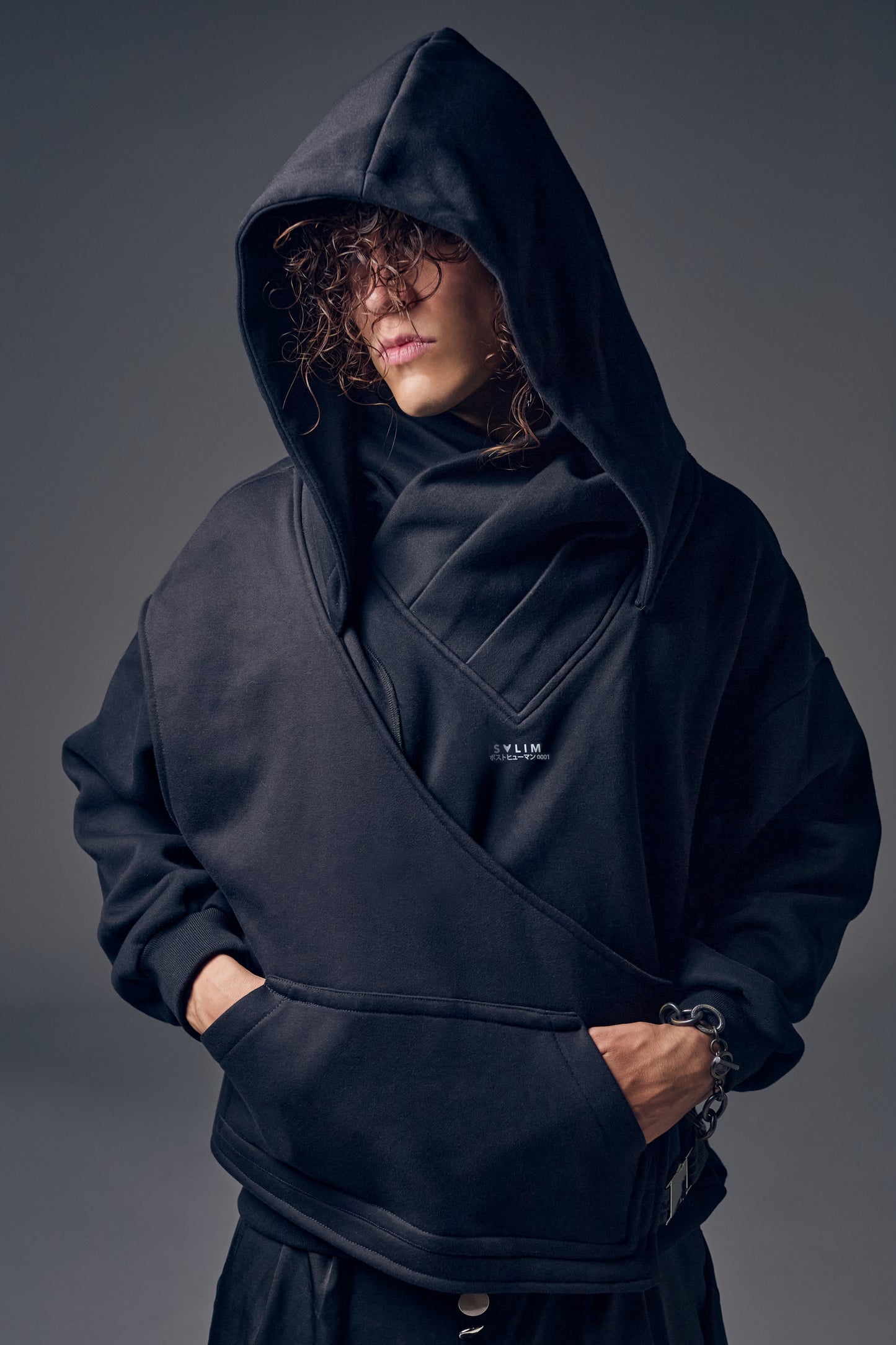 HOODIE SPINE